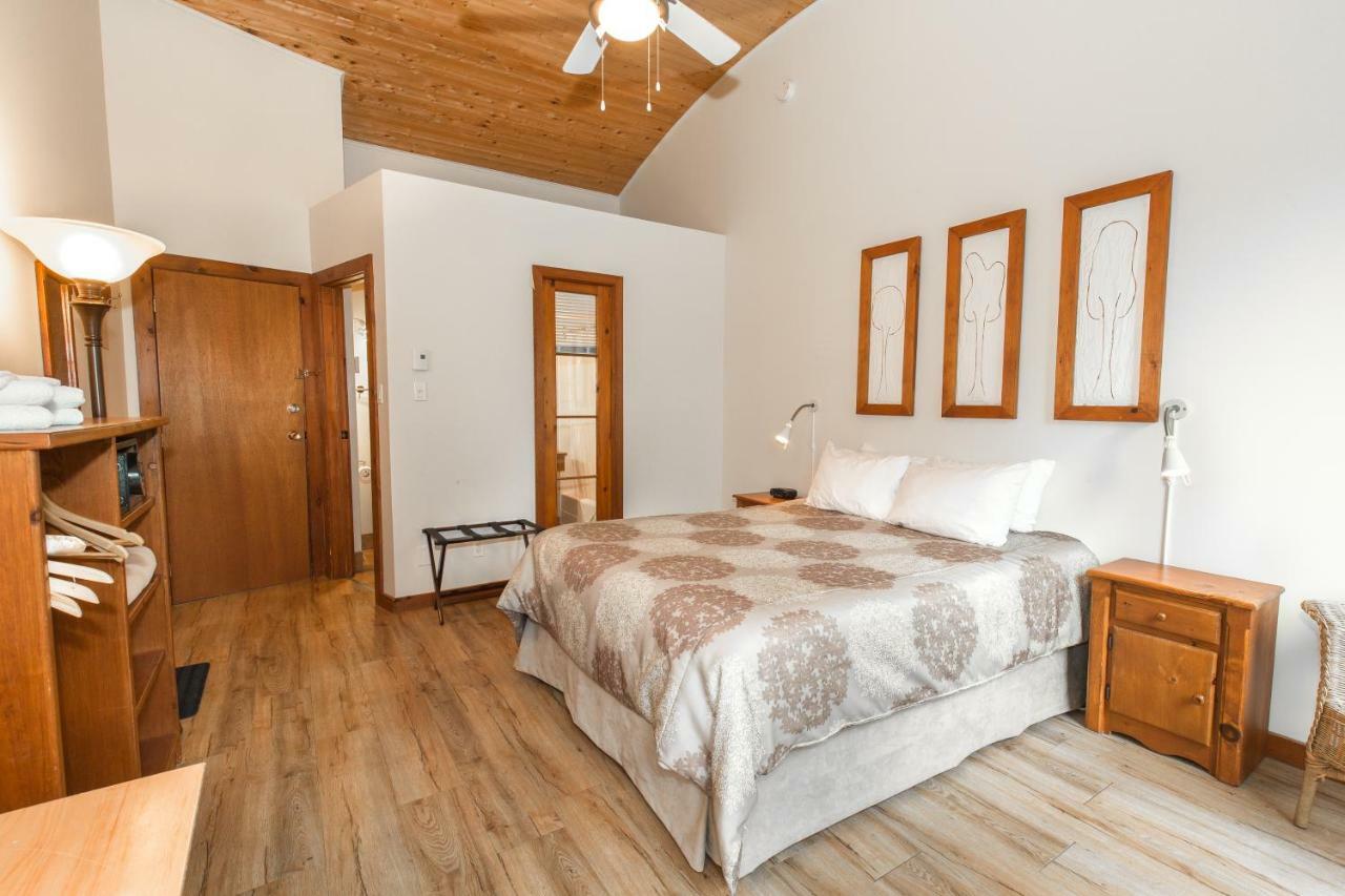 La Petite Auberge De Jouvence Мейгог Экстерьер фото